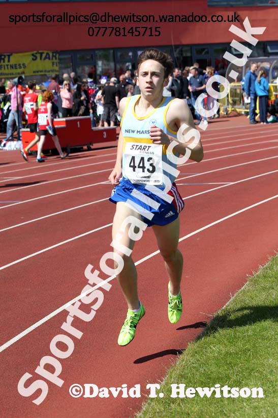 Mens under-17s, North East Track and Field Champs., Gateshead. Photo: David T. Hewitson/Sports for All Pics